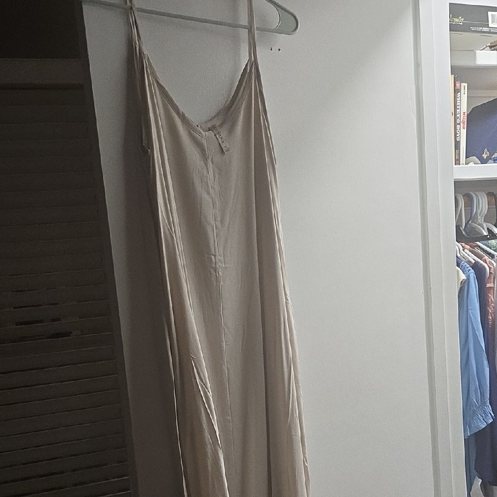 Zenana Outfitters Cream Slip Dress